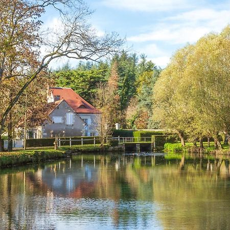 Le Moulin De Pasnel Bed and Breakfast Monteaux Εξωτερικό φωτογραφία
