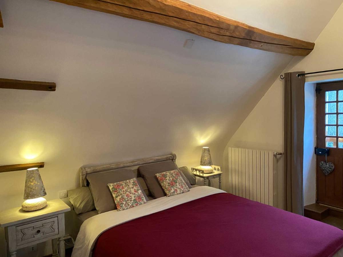 Le Moulin De Pasnel Bed and Breakfast Monteaux Εξωτερικό φωτογραφία